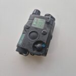 WSKAŹNIK LASEROWY L3Harris AN/PEQ-15 Laser – Full Power BLACK