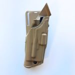 Kabura SAFARILAND do Glocka 17 z latarką TLR1 FDE